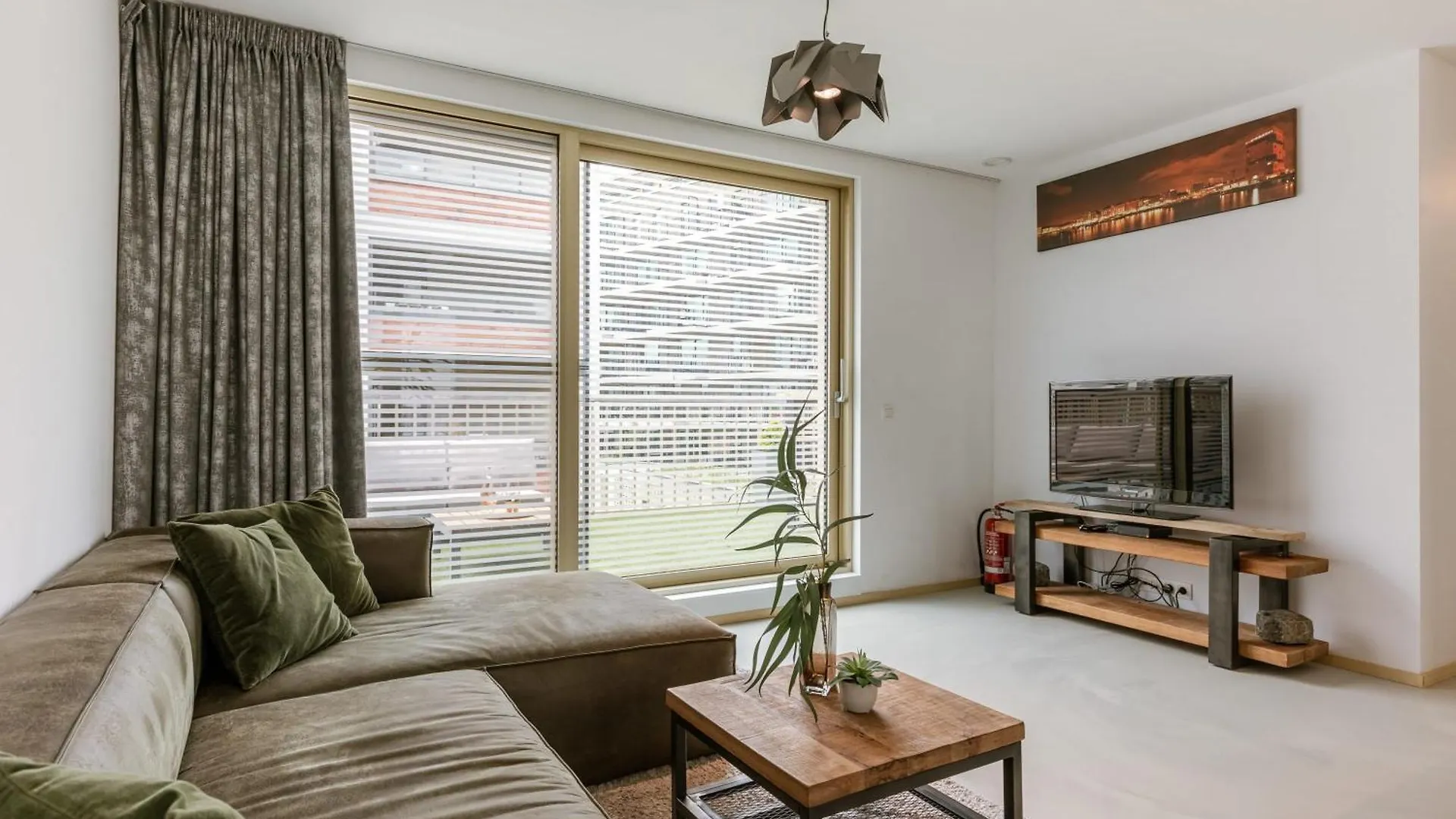Modern Apartment With Large Terrace Antwerp